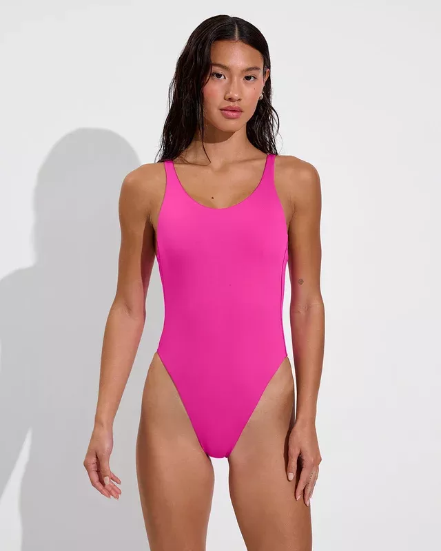 CJ Suit *Tall – Hot